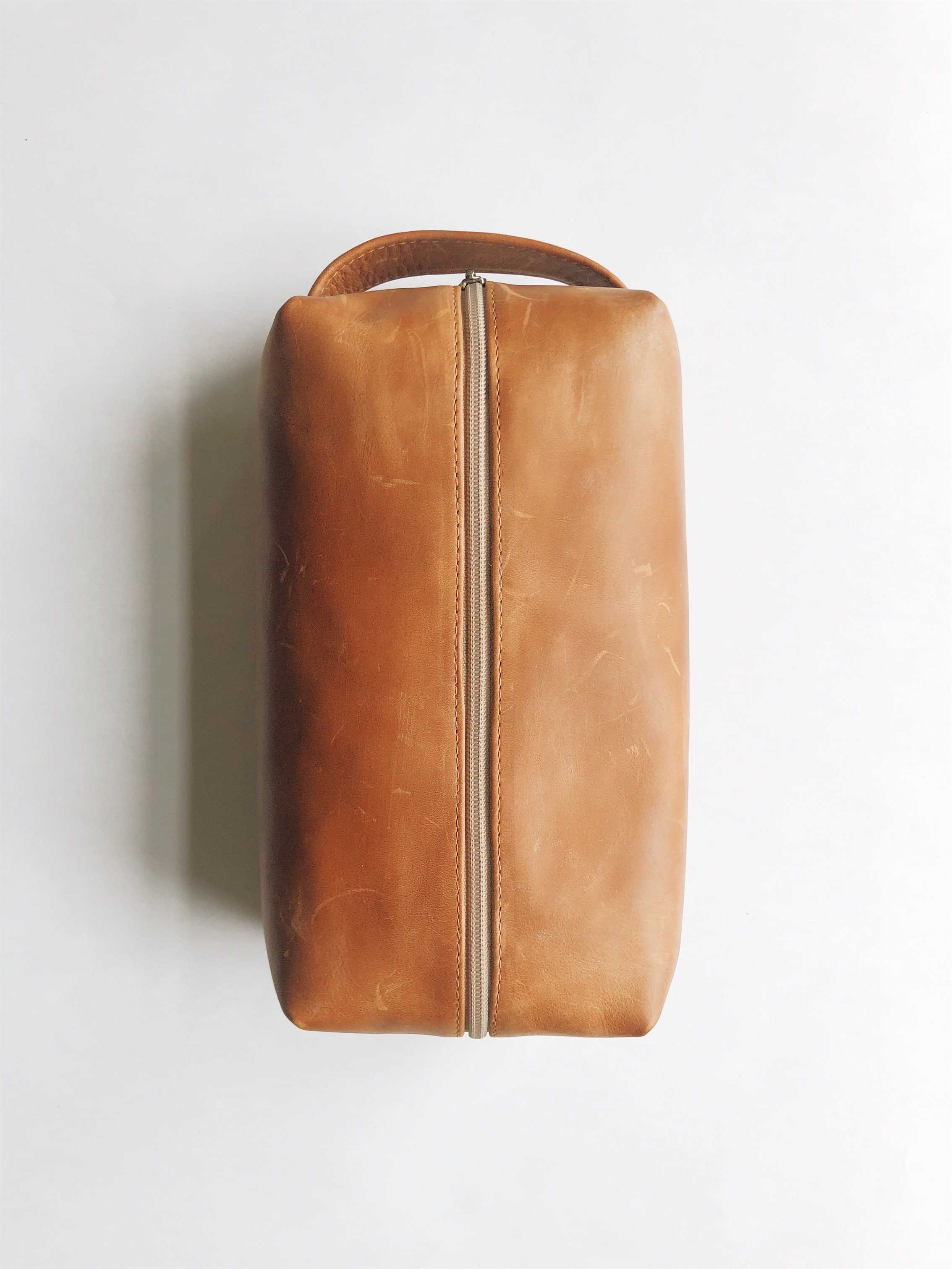genuine leather mens toiletry bag