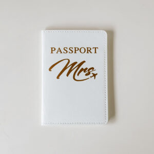 Card & Passport Case White - Mrs