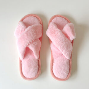 Slippers - Ladies Fluffy Pink (size 38/39)