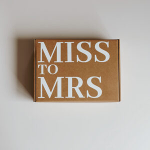 Large Brown Gift Box - Miss to Mrs (24 x 32 x 8,5cm)