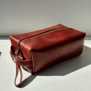 MEN'S Toiletry Bag - Genuine leather (Chocolate Brown)