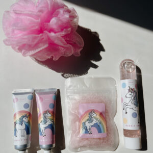 Unicorn Days Pamper Jar (Mesh Sponge,Shimmer Lotion, Shower Gel, Bubble Bath &Bath Salts)