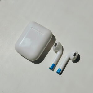 Ear Buds - White