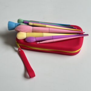 Make Up - Brush Set With Silicone Bag (Bright Pink)