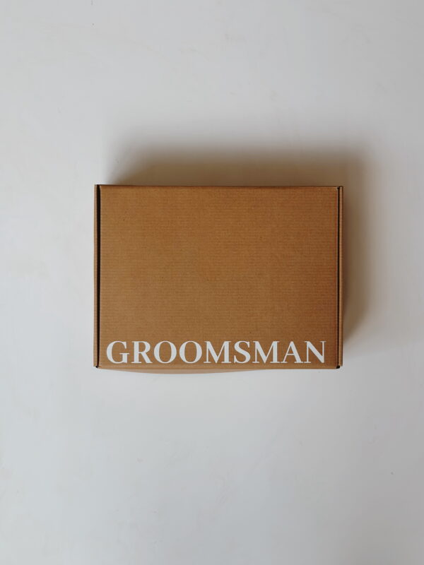 Large Brown Gift Box – GROOMSMAN (White) (24 x 32 x 8,5cm)