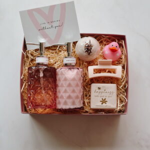 🩷  Ladies Valentine Pamper Box