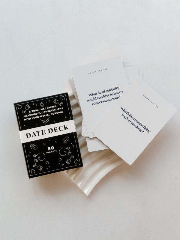 🩷 Game  - Date Deck (50 Promts that Spark Meaningful Conversations)