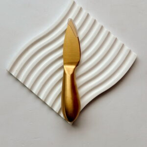 Homeware - Gold Cheese Knife (Sharp Point)