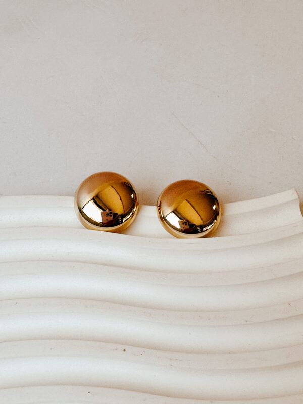 JEWELLERY - Earrings - Gold Medium Sized Studs