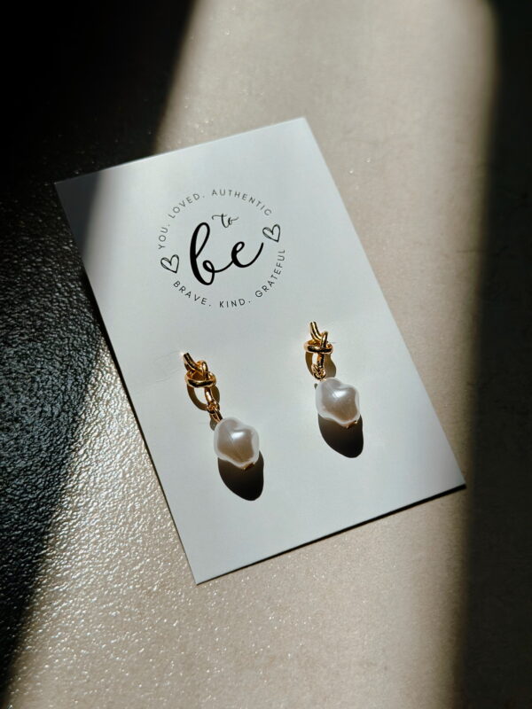 JEWELLERY - Earrings - Gold knot with Pearl Drop