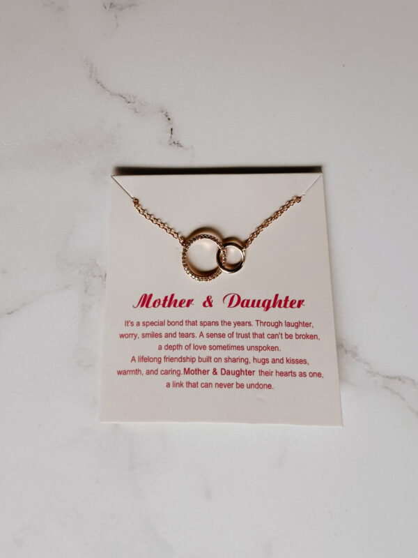 🐆 JEWELLERY -  Stainless Steel Round Pendant Necklace Mother Daughter