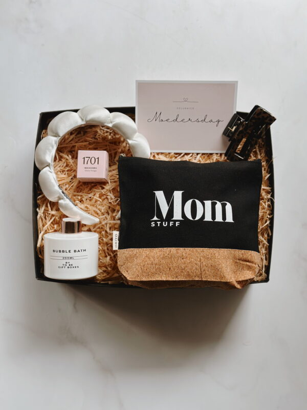 Mom's Toiletry Box - Image 5