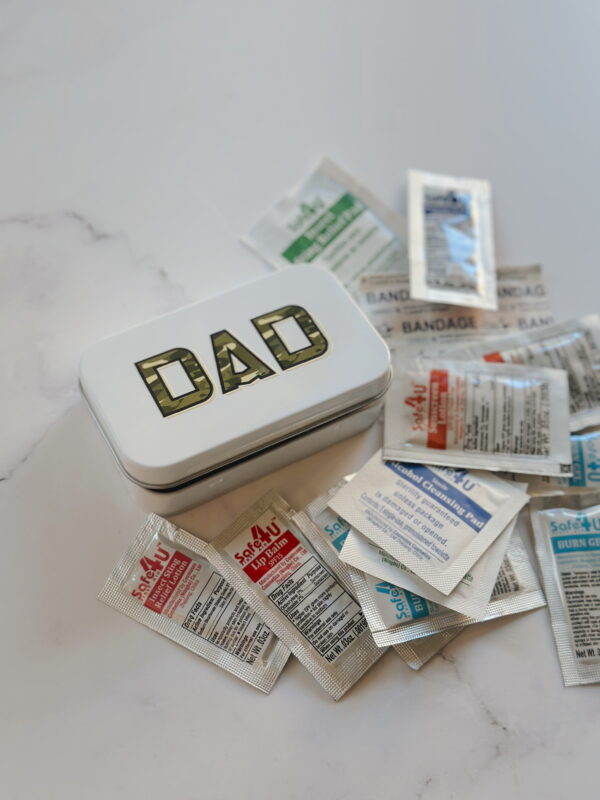 🫶🏼 DAD Emergency Travel Tin
