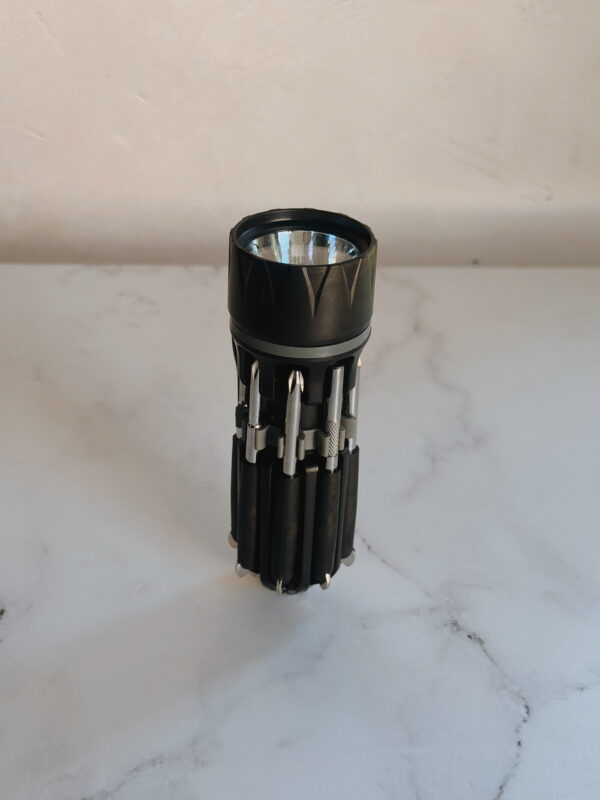 🫶🏼DIY -  Utility Tool & Torch