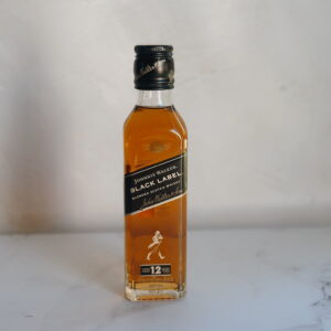 Drink -  Johnnie Walker Black Label 200ml