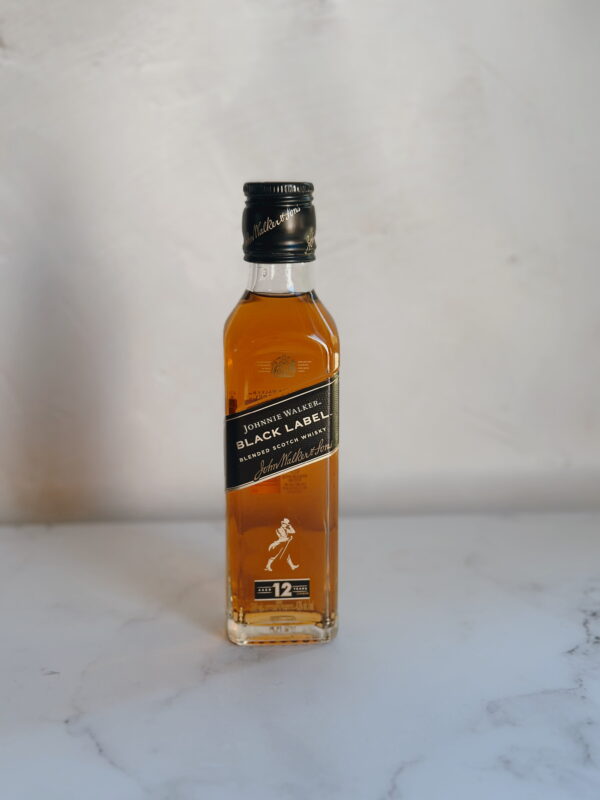 Drink -  Johnnie Walker Black Label 200ml
