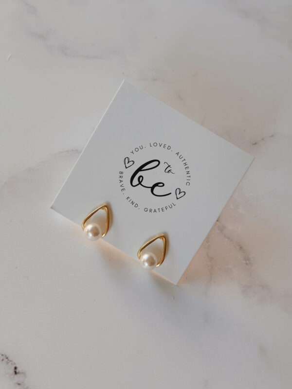 JEWELLERY - Earrings - Gold studs with Pearl Drop