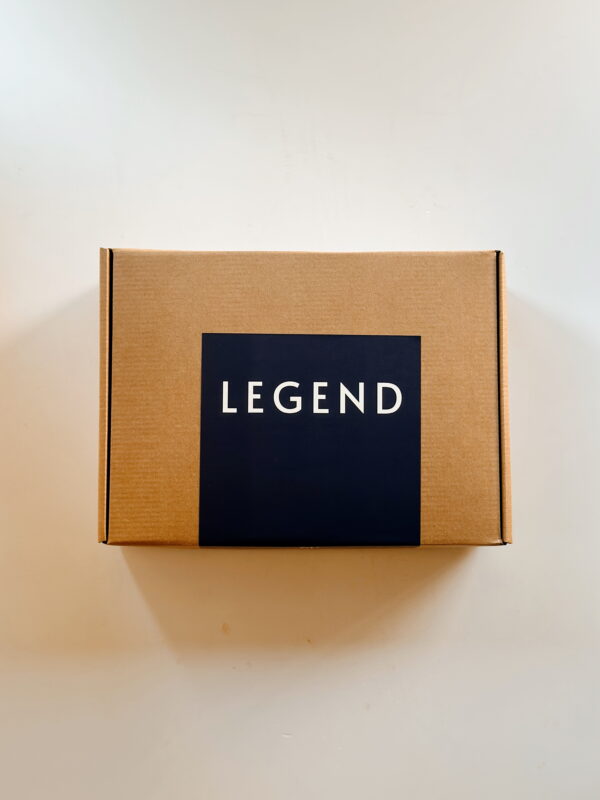 Large Brown Gift Box - Legend NAVY (24 x 32 x 8,5cm)