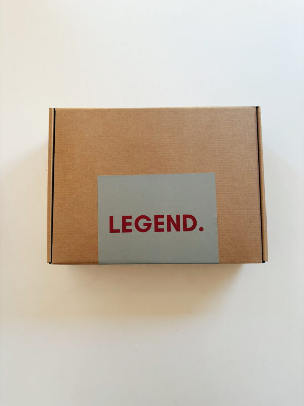 Large Brown Gift Box - Legend. (24 x 32 x 8,5cm)