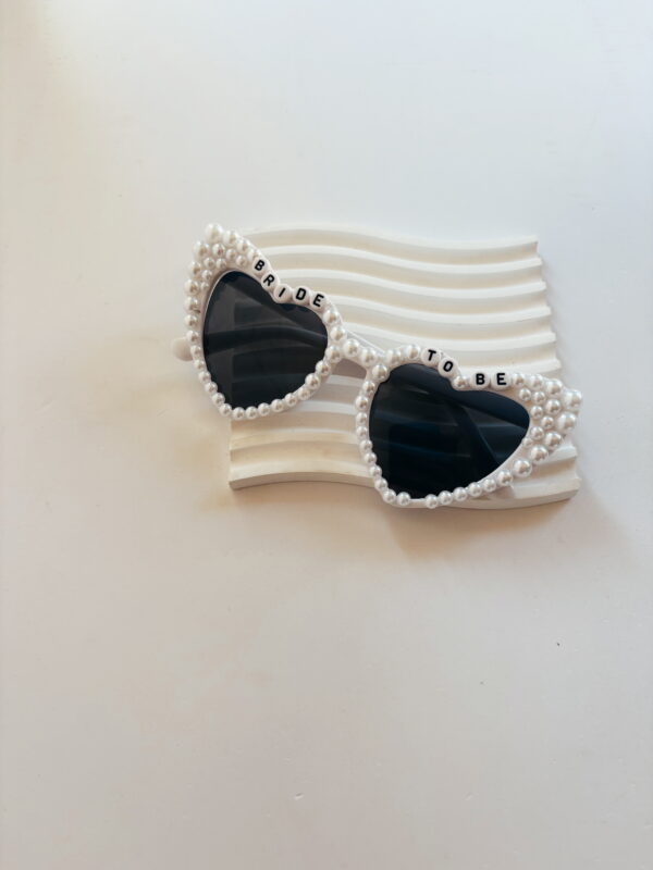 Sunglasses - Pearl Hearts Bride To Be (Teens & Adults)