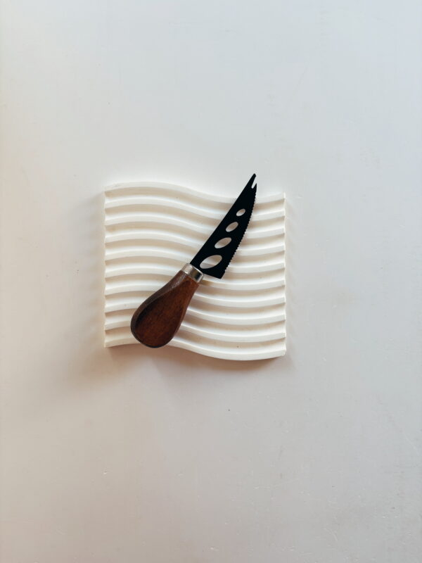 Homeware - Dark wood Cheese Knife (black blade) (Classic sharp Tip with Holes)