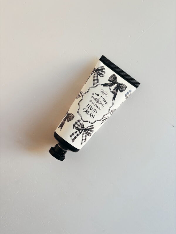 🌸Bow-tique Hand Cream - 90ml