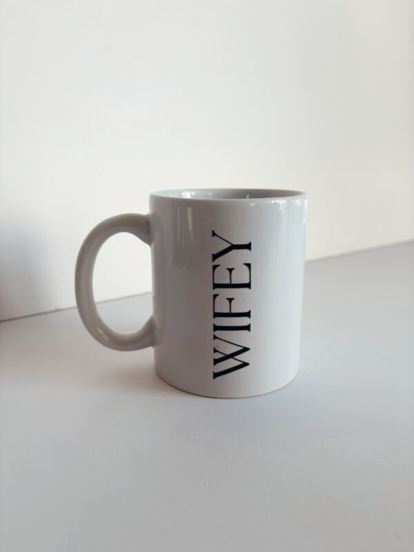 🌸Mug - Wifey (Straight Font)