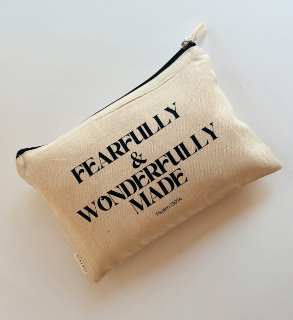 🌸🫶🏼Cosmetic Bag - Fearfully & Wonderfully Made (Cream)