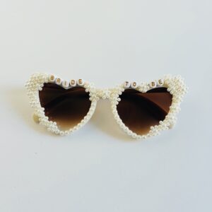 🌸 Sunglasses - Fine Pearl Hearts Bride To Be (Teens & Adults)