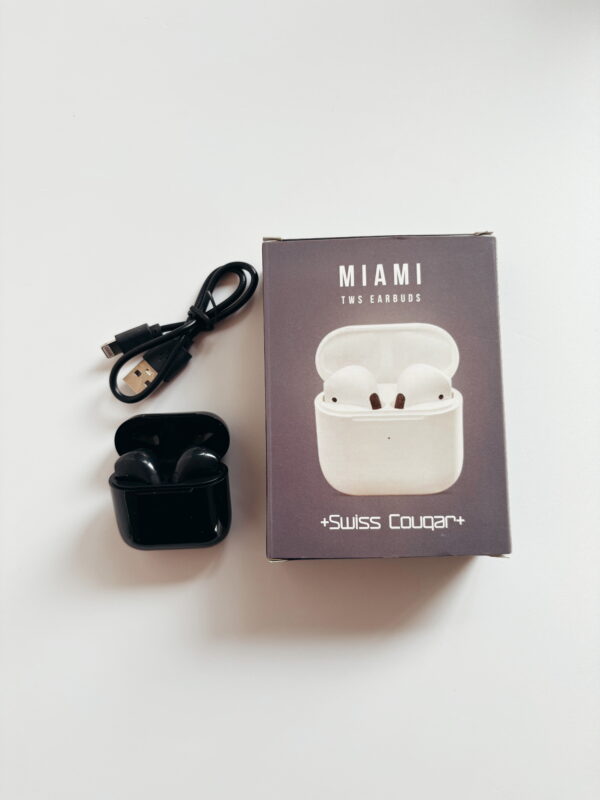 Ear Buds - Black