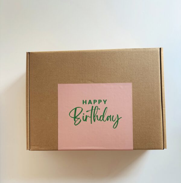 🌸Large Brown Gift Box - Happy Birthday (24 x 32 x 8,5cm)