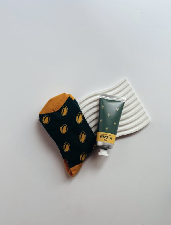 🌸Body Product -Half Time Kick-Off - 90ml 3-In-1 Shower Gel & Novelty Socks - Image 2