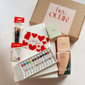 💝 Valentine's Plato Sip and Paint Gift Box