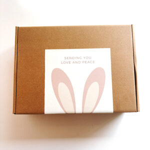 🐇Large Brown Gift Box - Sending you love and Peace (24 x 32 x 8,5cm)